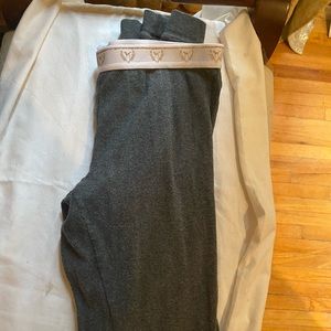 Victoria’s Secret pink leggings